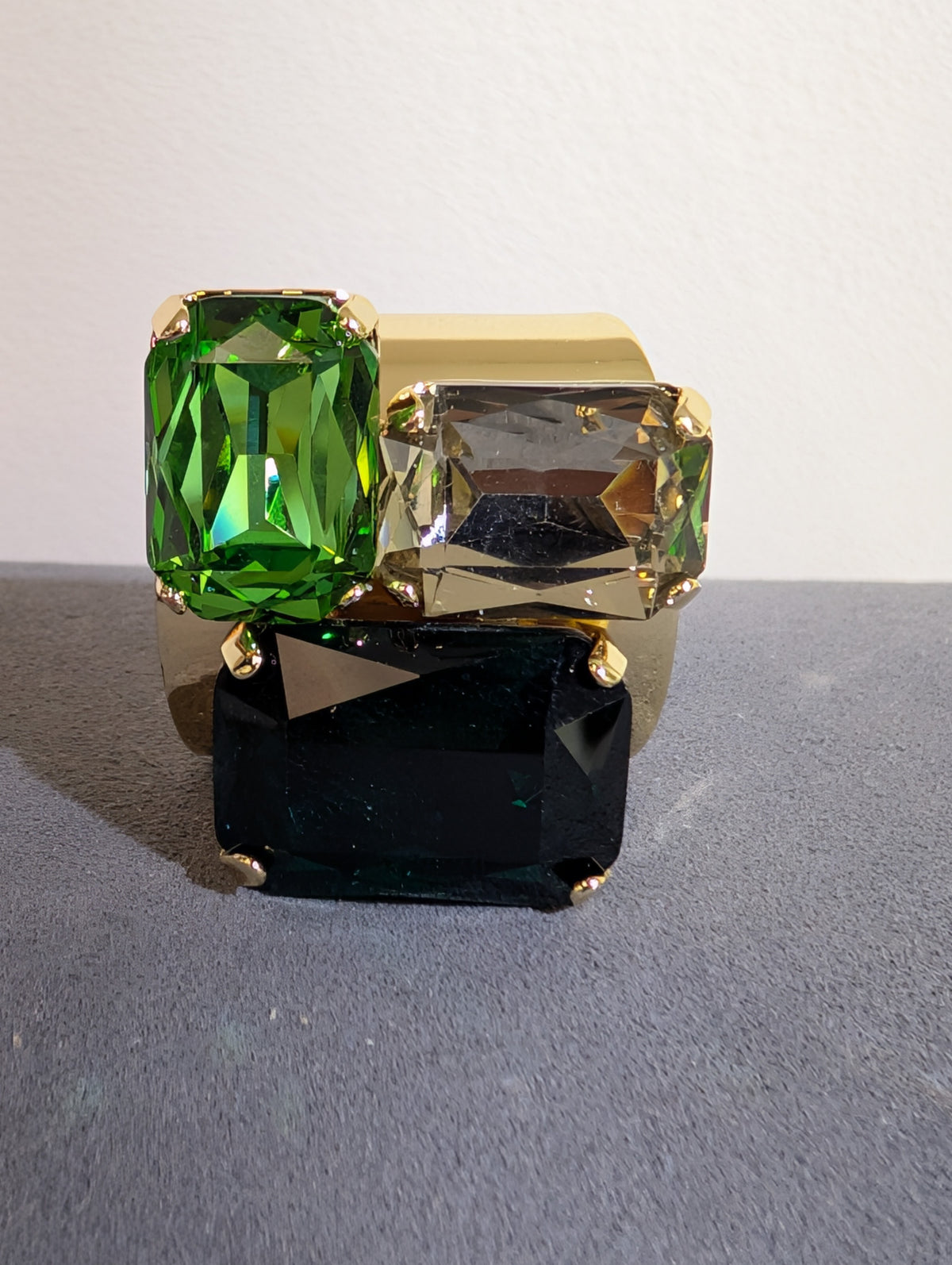 Wafa Mosaic Trio Ring — Green Mix