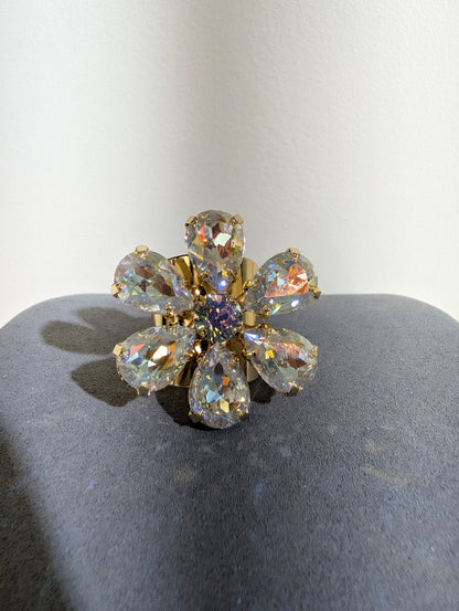 Wafa Petal Sparkle Ring — Iridescent
