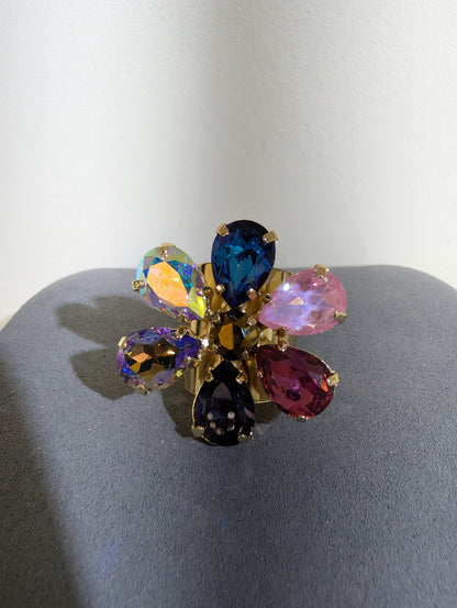 Wafa Petal Sparkle Ring — Multicolor