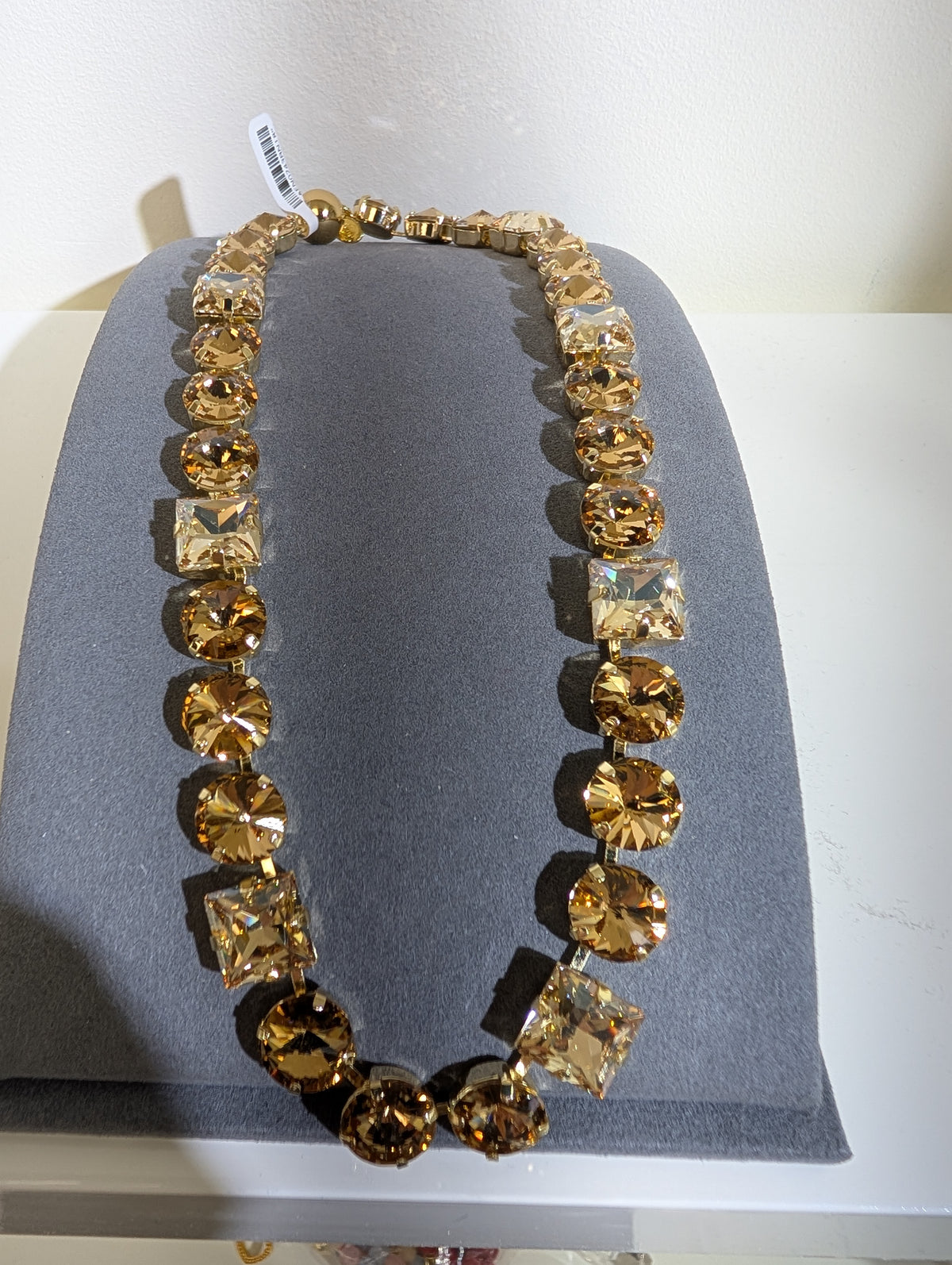 Wafa Radiant Geometry Necklace — Champagne Mix