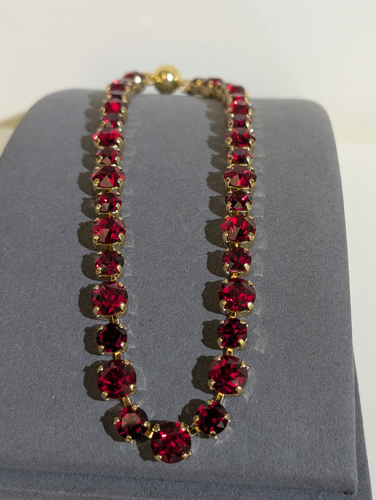 Wafa Radiant Rhythm Necklace — Red