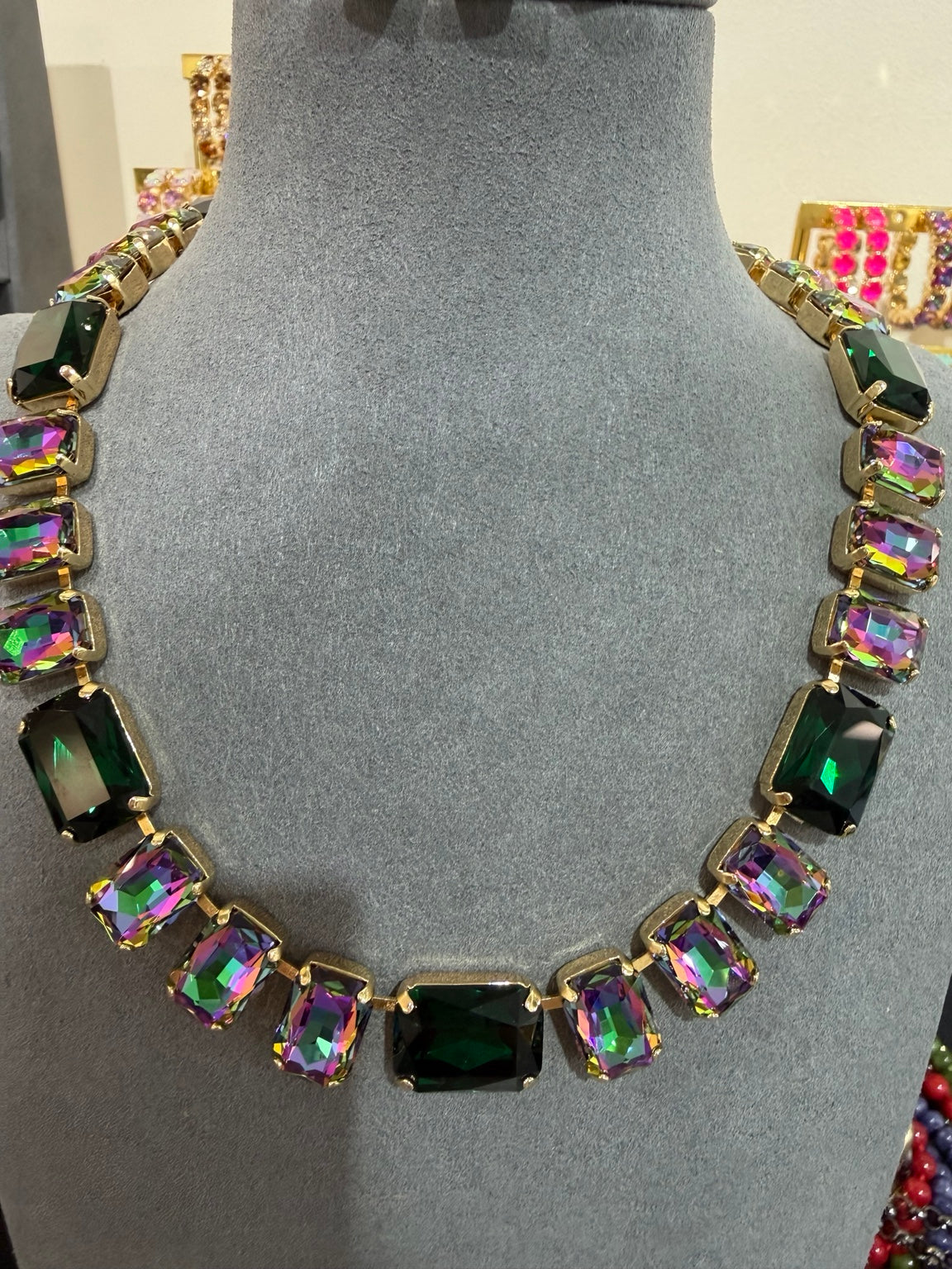 Emerald / Iridescent / Gold Tone