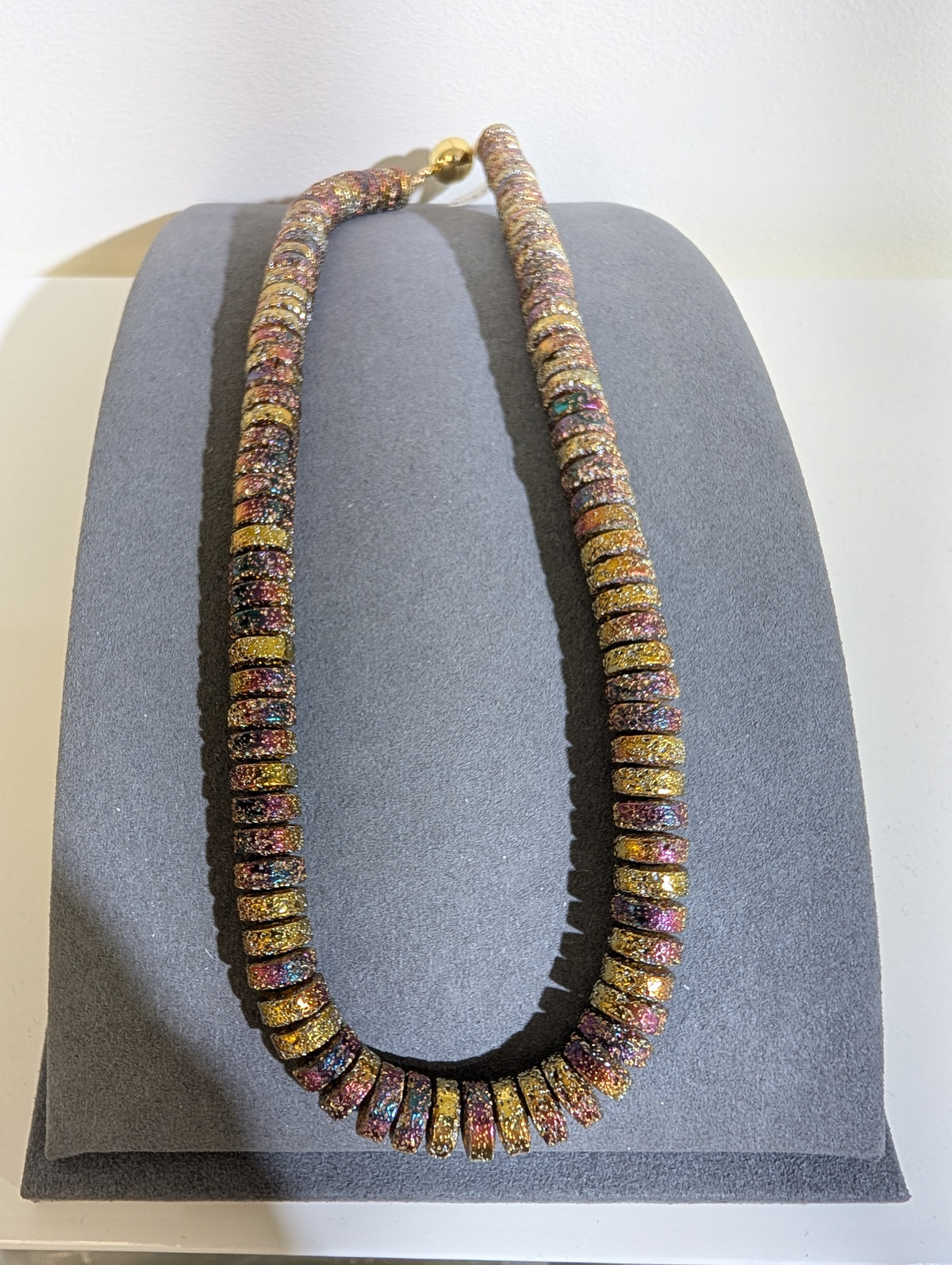 Wafa Shimmer Disc Necklace — Golden Shimmer
